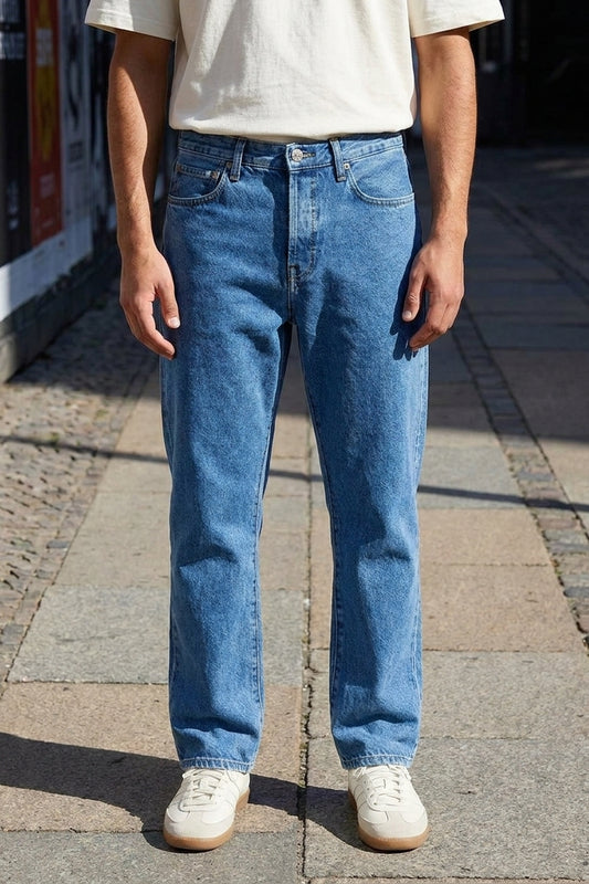 RYAN REGULAR FIT JEANS Faded Blue men's front waist-to-hem crop