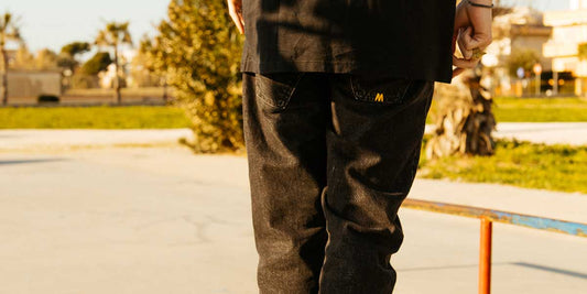 FROM INDIGO TO BLACK: THE TRUE COLORS OF DENIM