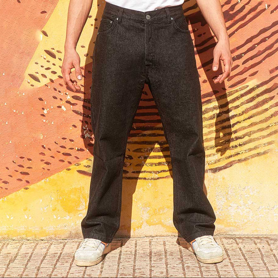 BENJI OVERSIZED FIT JEANS - FULL BLACK