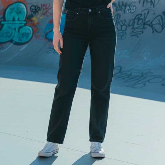 BENJI OVERSIZED FIT JEANS - FADED BLACK