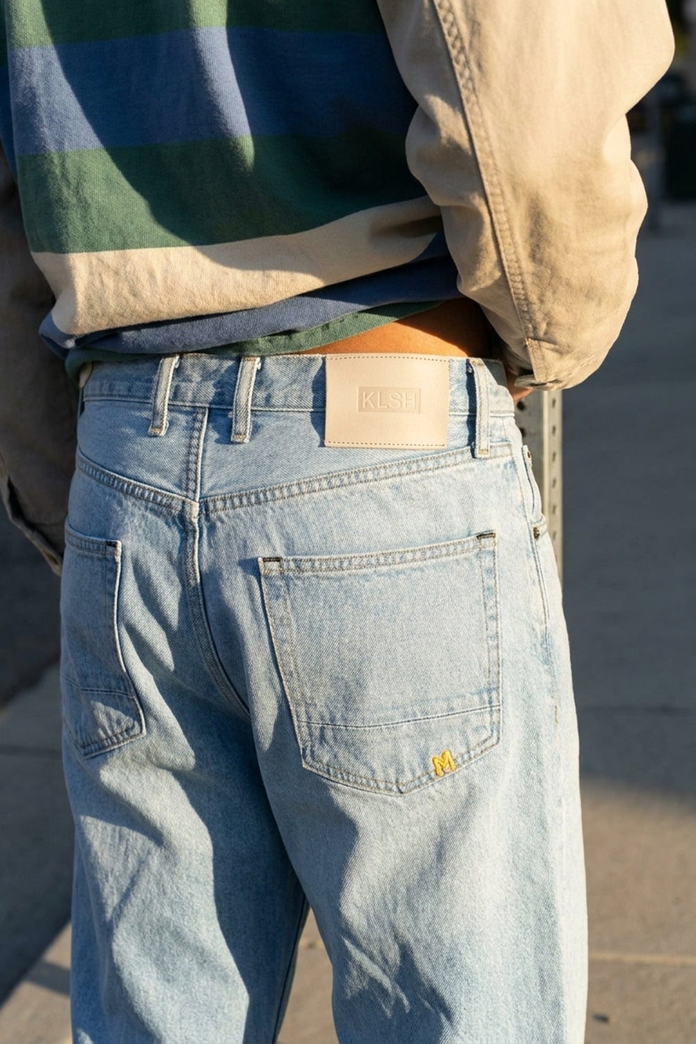 BENJI OVERSIZED FIT JEANS Clear Sky men's back pocket detail crop