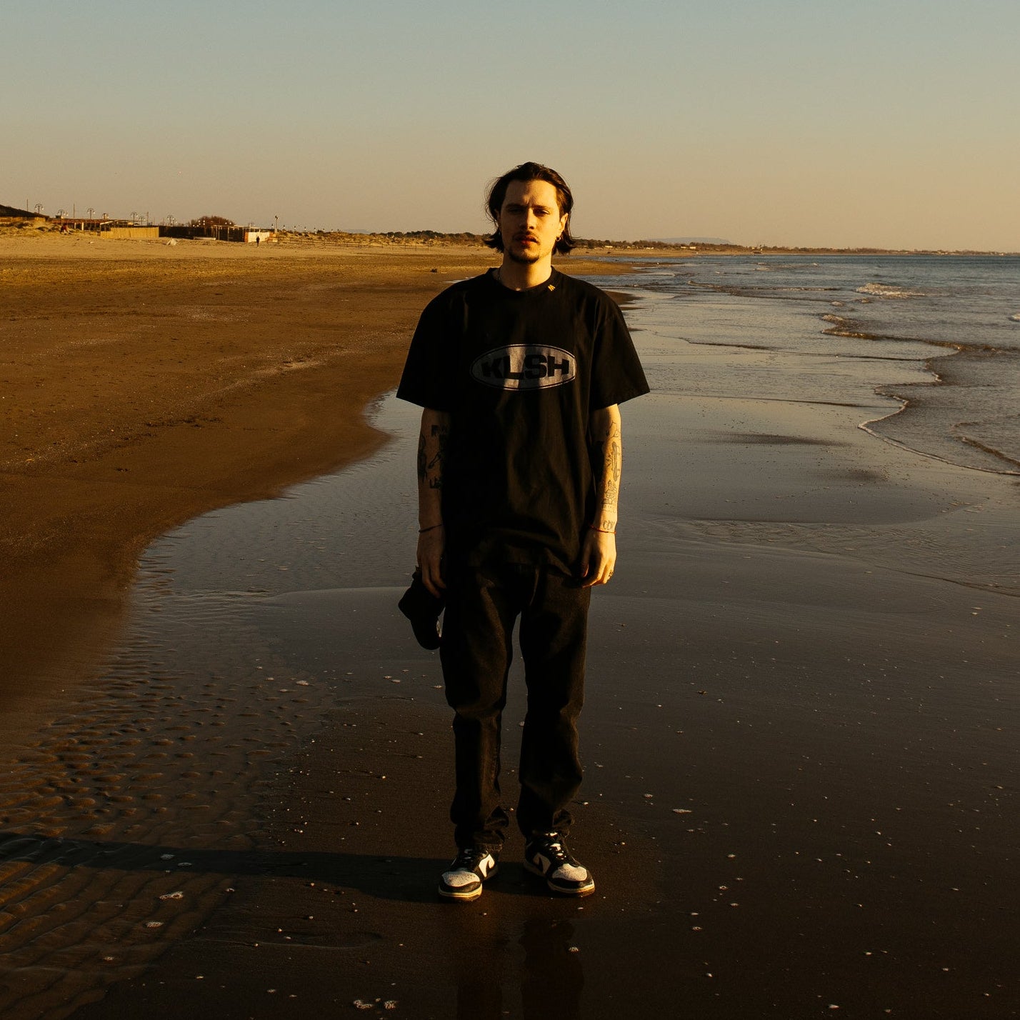 BENJI OVERSIZED FIT JEANS - CARBON BLACK