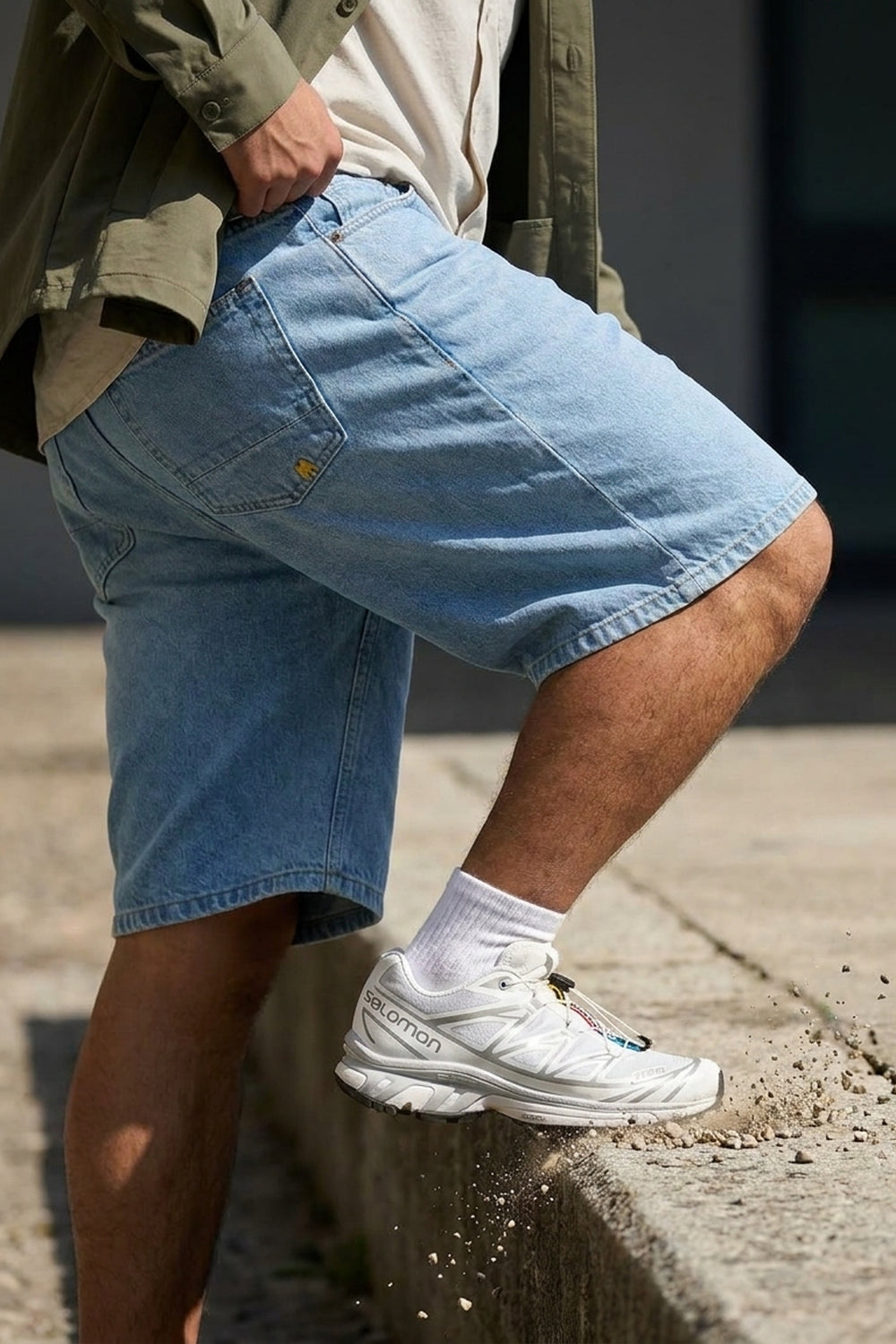 BLAKE OVERSIZED DENIM SHORTS Clear Sky men's hem and shoe detail