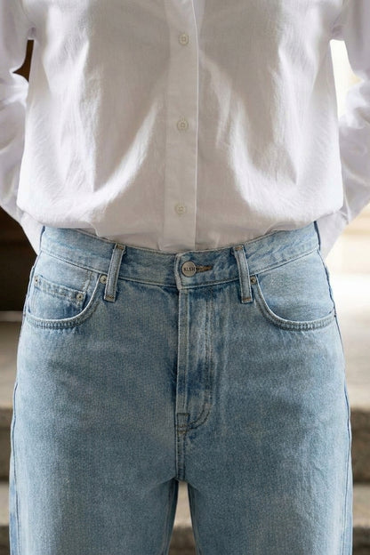 BOSTON WIDE FLARE JEANS Clear Sky women's front construction detail crop