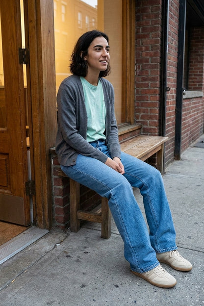 BOSTON WIDE FLARE JEANS Faded Blue women's seated real-use fit shot