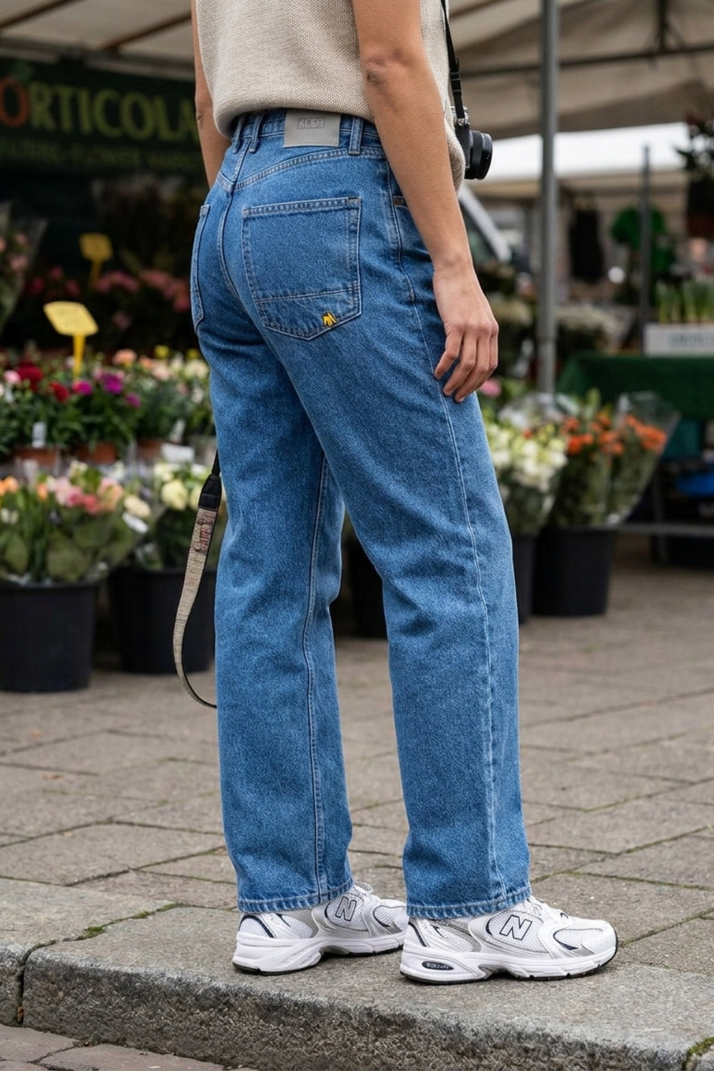 RYAN REGULAR FIT JEANS Faded Blue women's side waist-to-hem crop